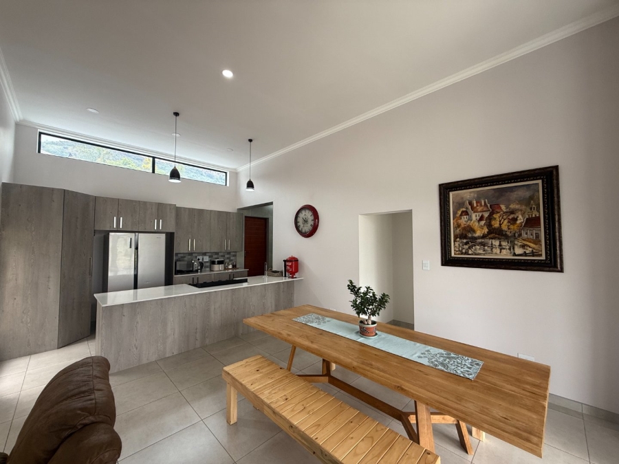 3 Bedroom Property for Sale in Kosmos Ridge North West